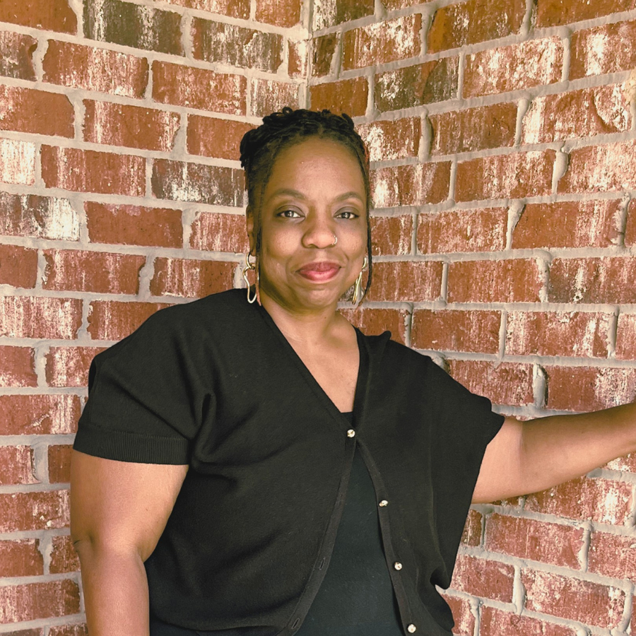 Rhonda (@rhondaisreading)
