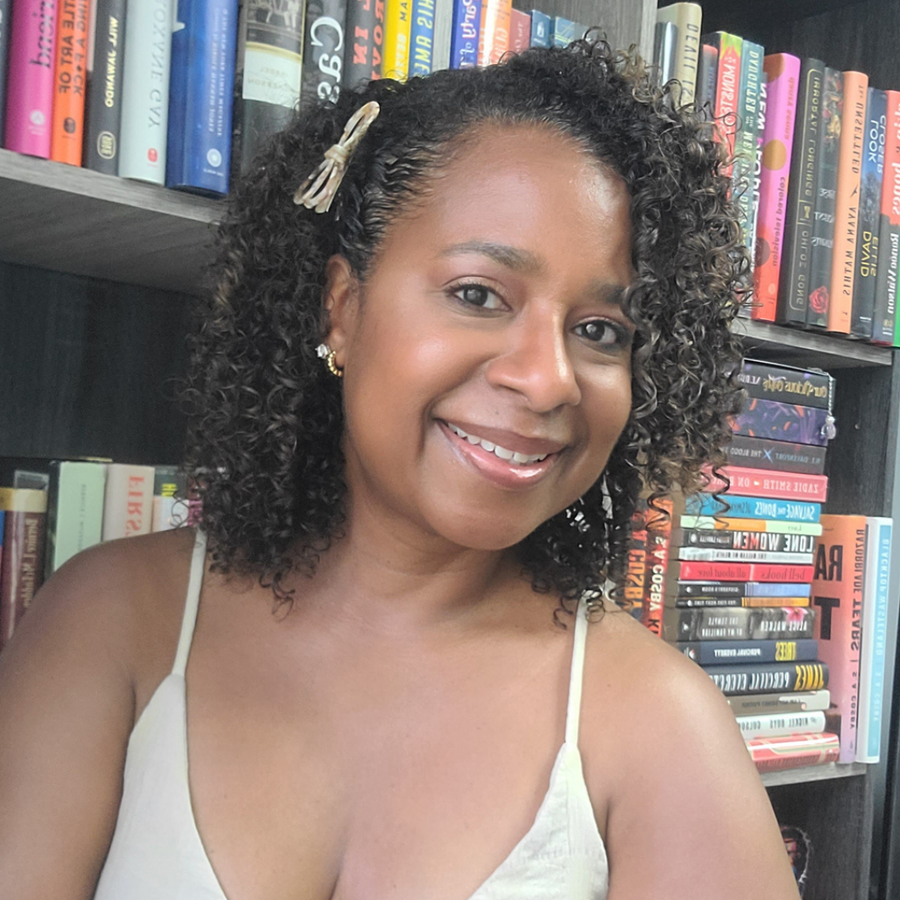 Ronda (@lioness_plans_n_reads)