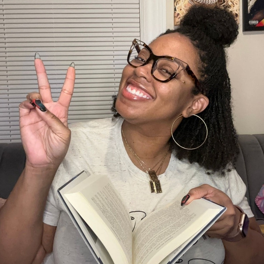 Kee (@wellreadandratchet)